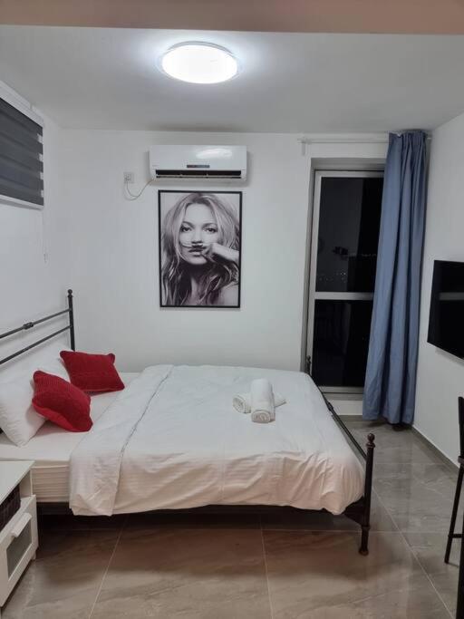 Apartamento דירת זוּגַג מפנקת עם מרפסת משגעת ונוף למפרץ. Eilat Exterior foto