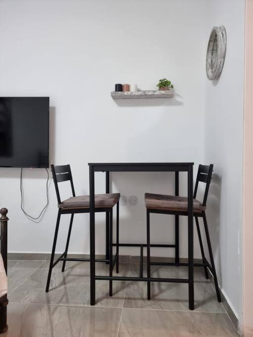 Apartamento דירת זוּגַג מפנקת עם מרפסת משגעת ונוף למפרץ. Eilat Exterior foto