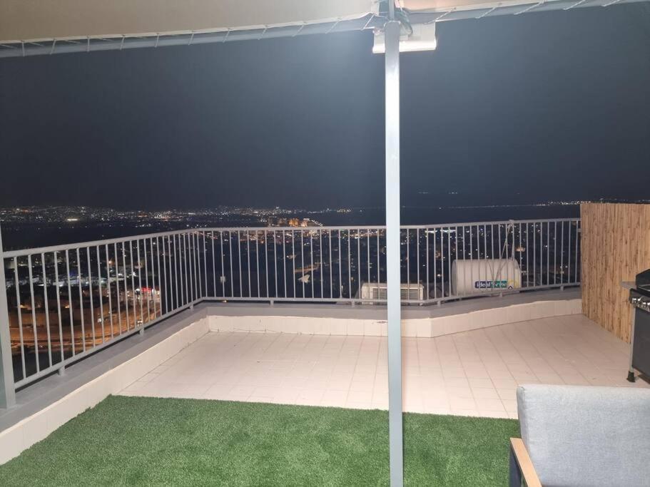Apartamento דירת זוּגַג מפנקת עם מרפסת משגעת ונוף למפרץ. Eilat Exterior foto