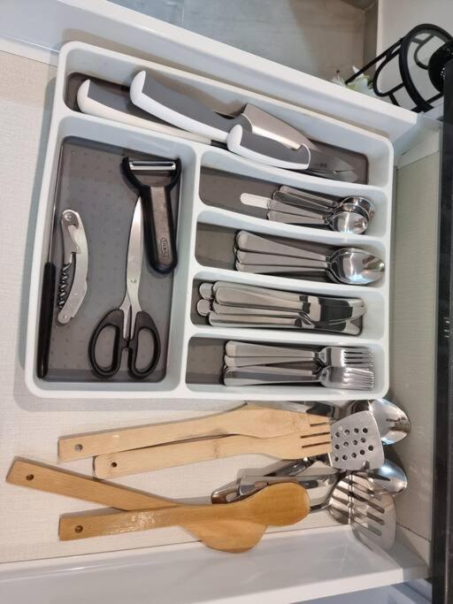 Apartamento דירת זוּגַג מפנקת עם מרפסת משגעת ונוף למפרץ. Eilat Exterior foto
