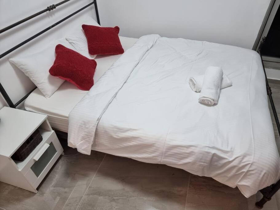 Apartamento דירת זוּגַג מפנקת עם מרפסת משגעת ונוף למפרץ. Eilat Exterior foto